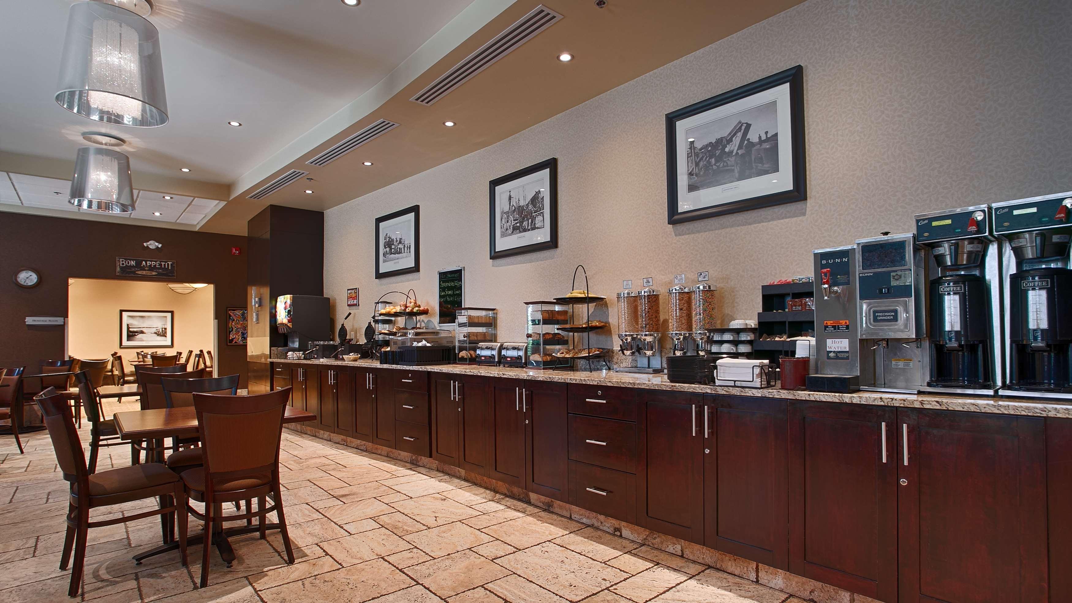 Best Western Sunrise Inn & Suites Stony Plain Exterior photo