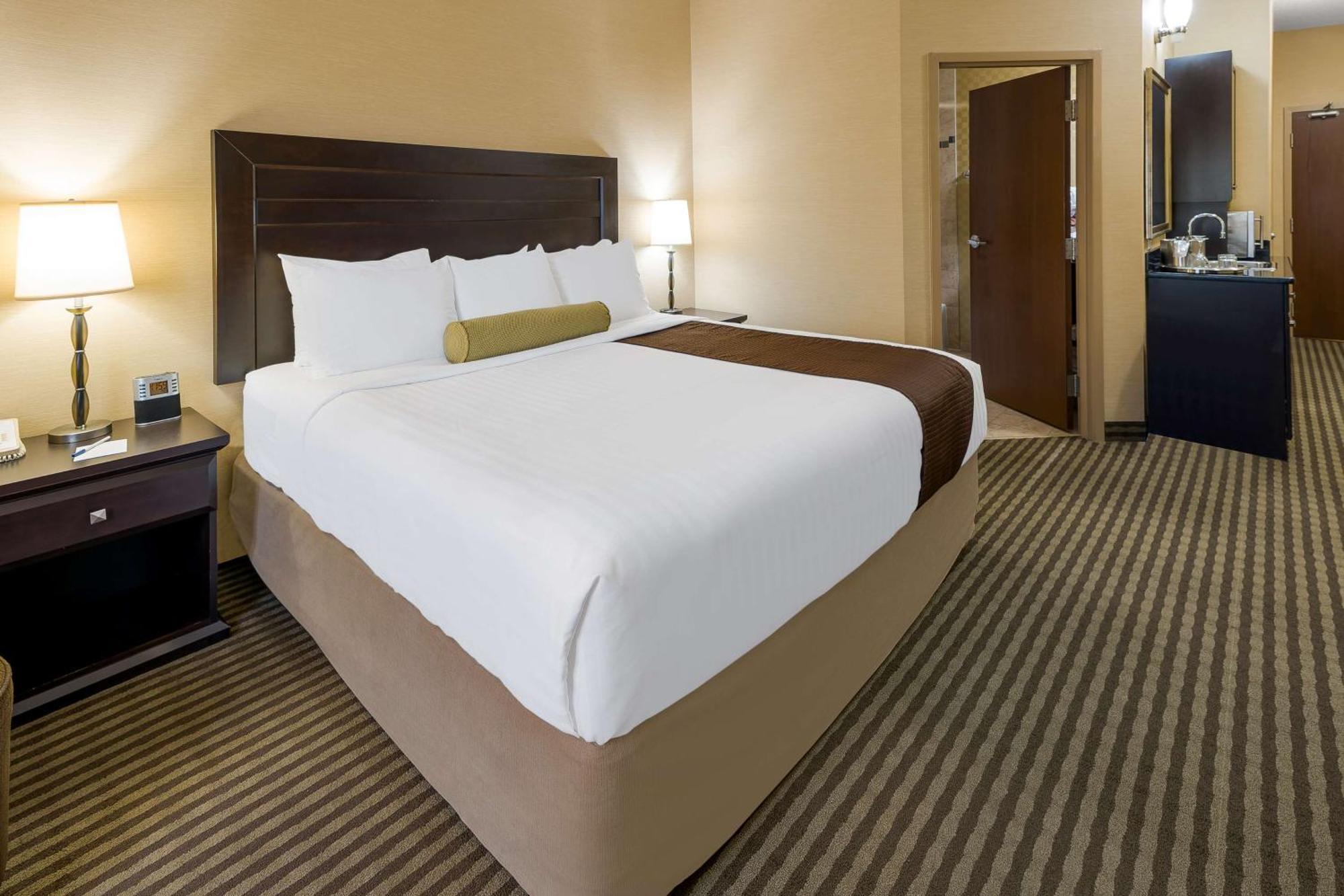 Best Western Sunrise Inn & Suites Stony Plain Exterior photo